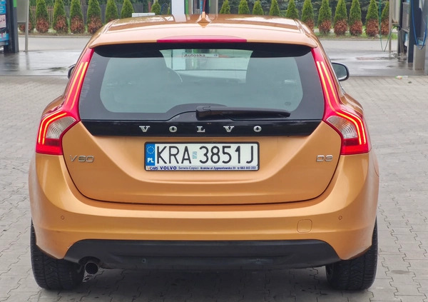 Volvo V60 cena 29000 przebieg: 265000, rok produkcji 2011 z Iłowa małe 277